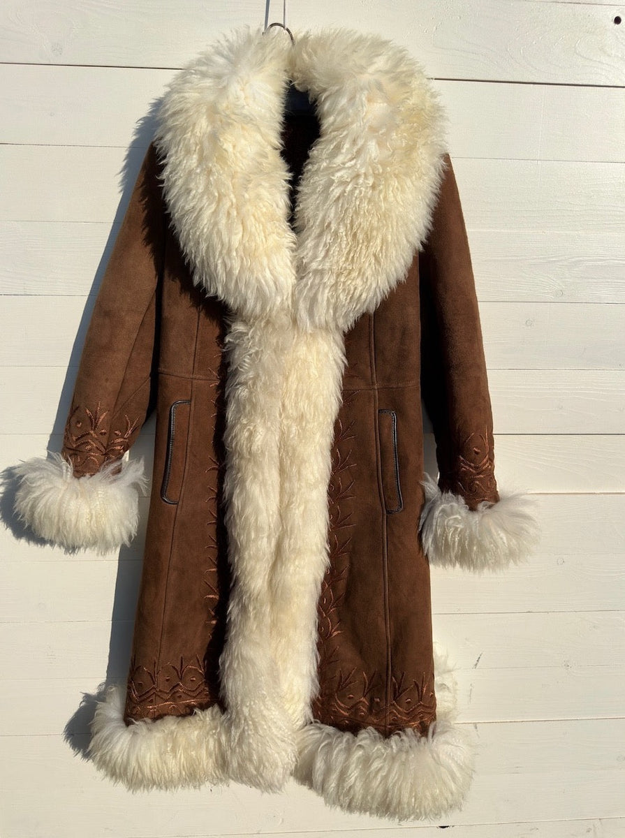 Afghan Sheepskin Coat Cella – Dandelie