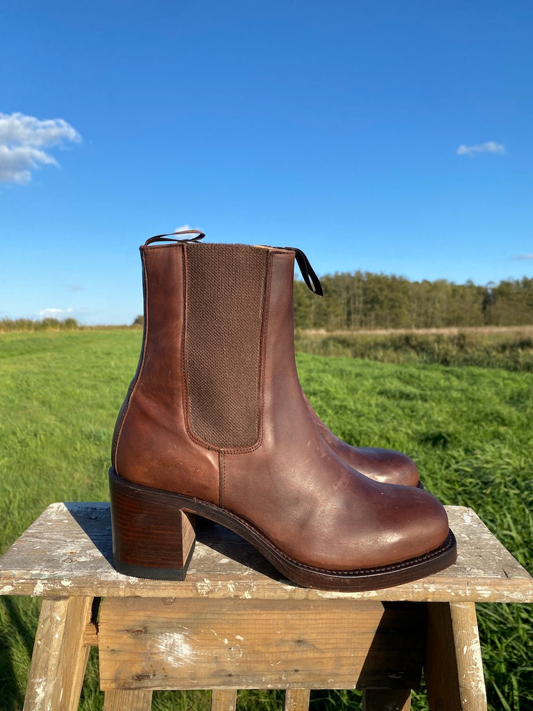 Chunky Chelsea Boots Destroyed Brown - Deadstock