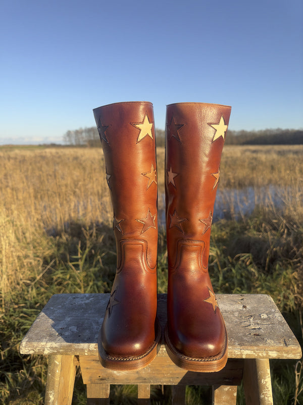 Star Boots Brown