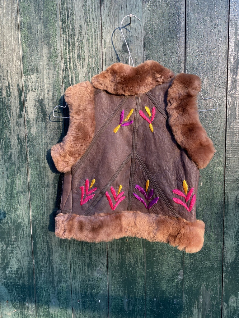 Sheepskin Kids Waistcoat Ranya – Dandelie