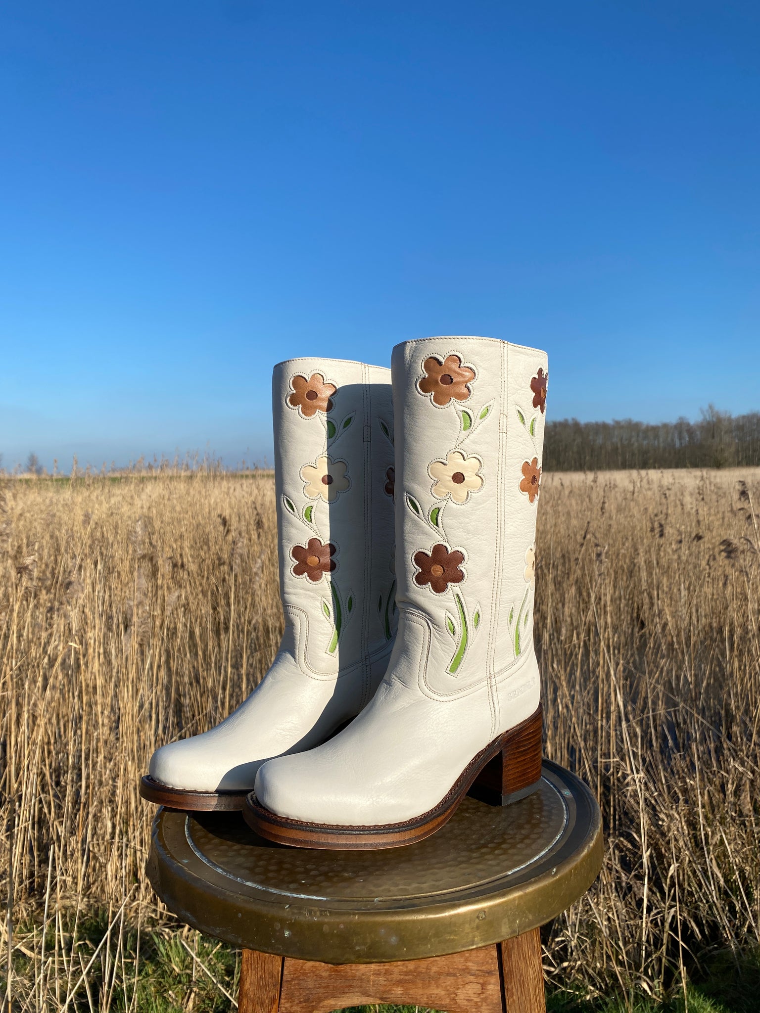 Blossom Boots Beige – Dandelie